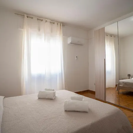 Apartment Nonna Rosas