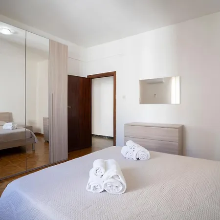 Nonna Rosas Apartment *